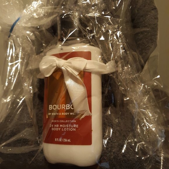 Handcrafted Elephant with VS Lotion - Picture 3 of 3